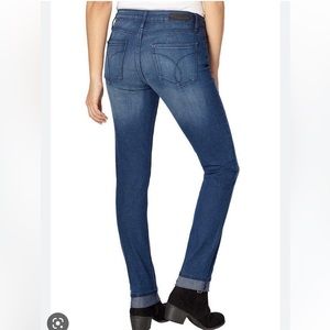 Calvin Klein Ultimate Skinny Jeans size 27/4